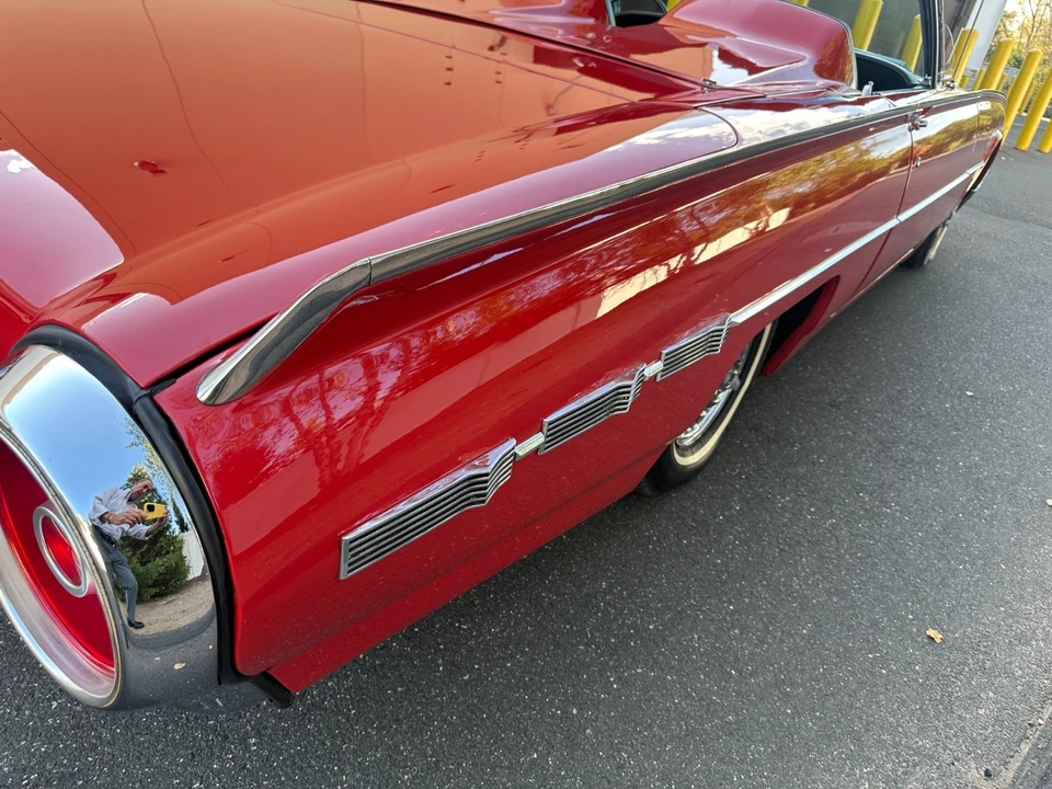 1962 Ford Thunderbird 3rd Gen - Image 12 of 21