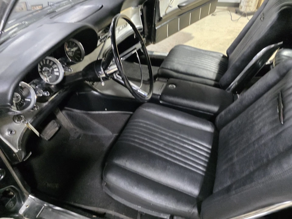 1962 Ford Thunderbird 3rd Gen - Image 11 of 29