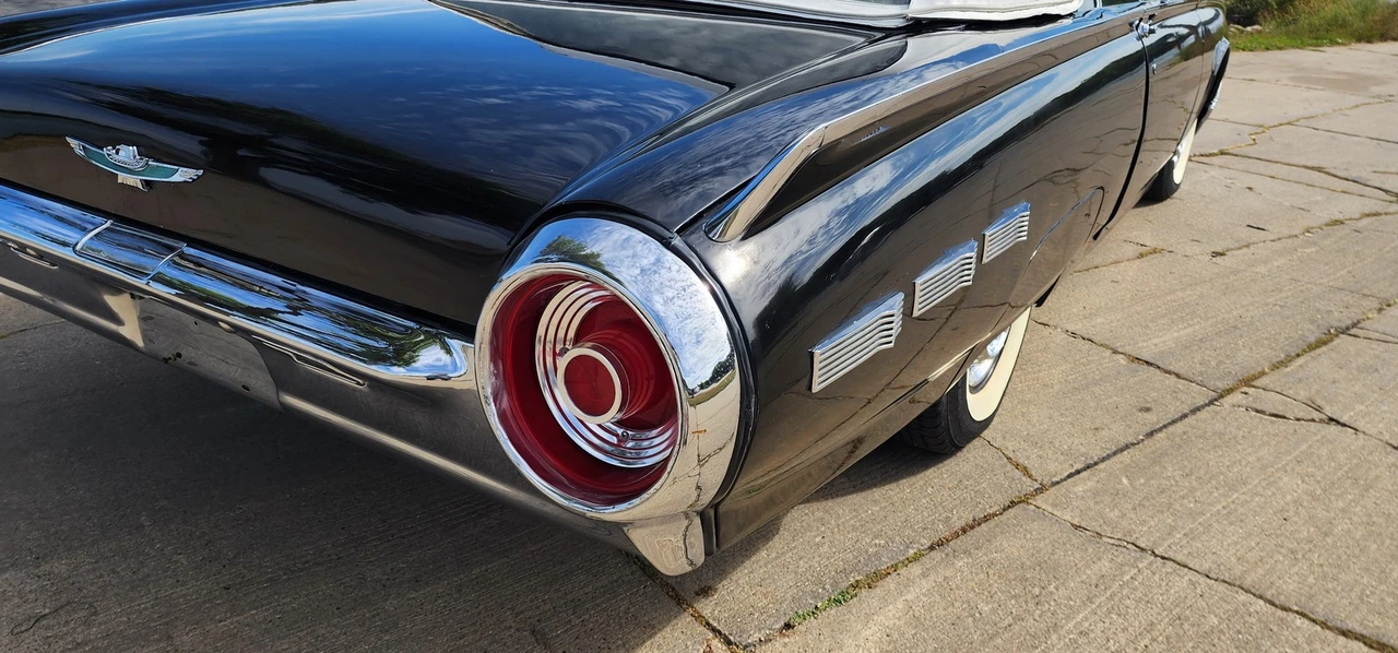 1962 Ford Thunderbird 3rd Gen - Image 8 of 29
