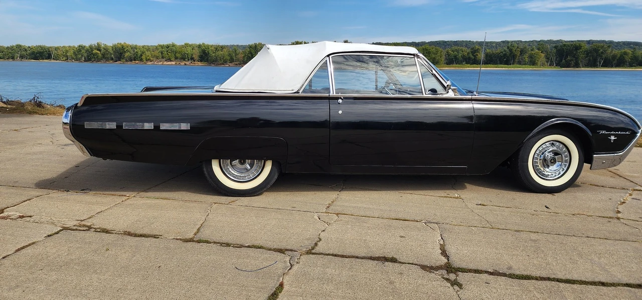 1962 Ford Thunderbird 3rd Gen - Image 10 of 29