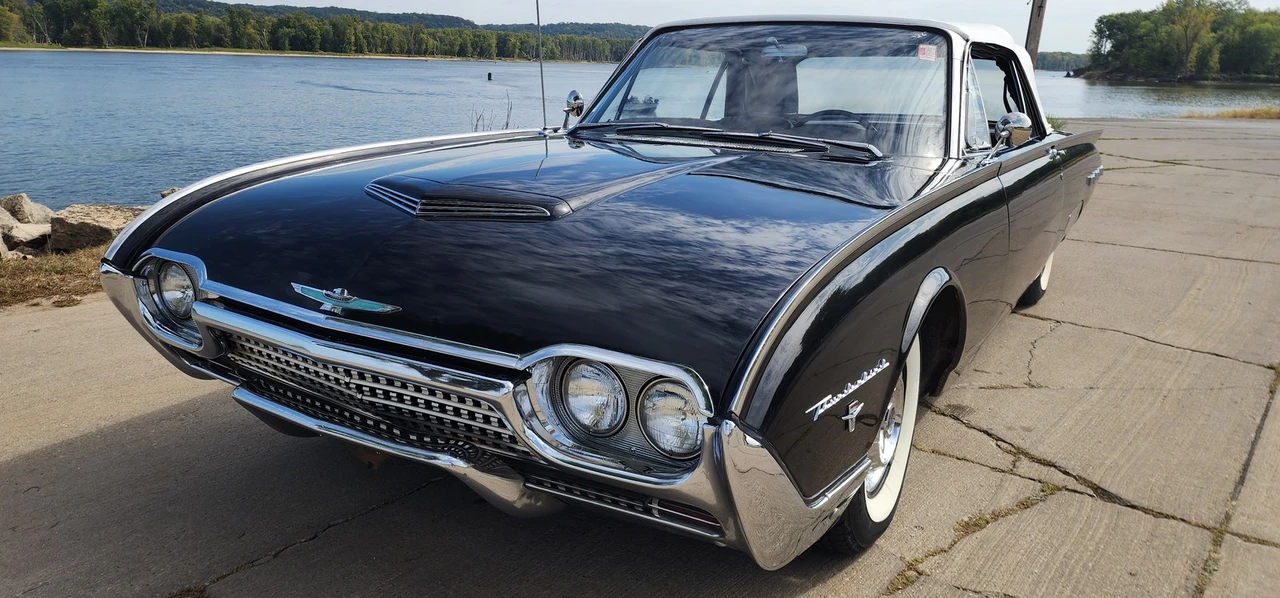 1962 Ford Thunderbird 3rd Gen - Image 6 of 29