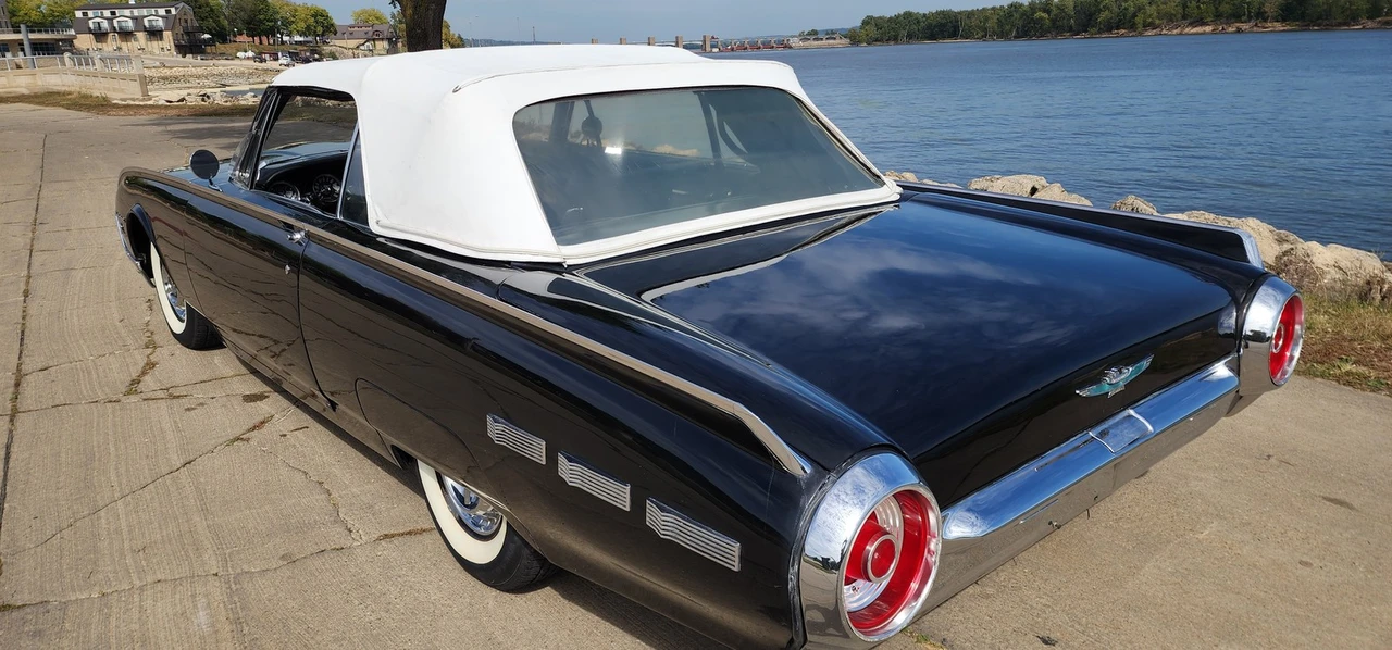 1962 Ford Thunderbird 3rd Gen - Image 3 of 29