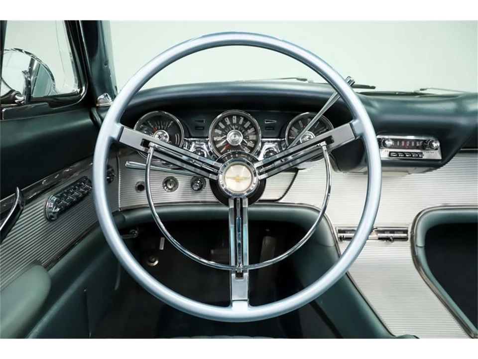 1962 Ford Thunderbird 3rd Gen - Image 18 of 31