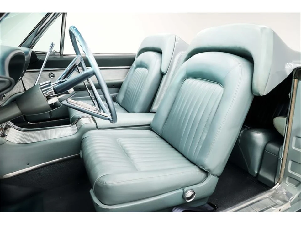 1962 Ford Thunderbird 3rd Gen - Image 13 of 31