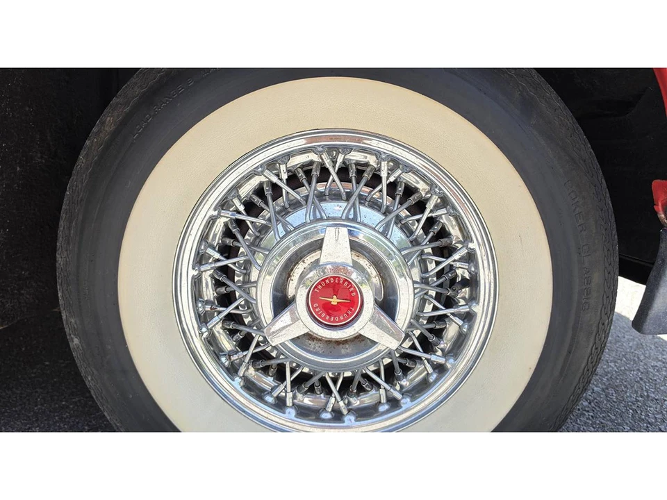 1962 Ford Thunderbird 3rd Gen - Image 11 of 19