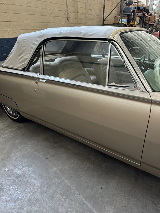 1962 Ford Thunderbird 3rd Gen - Image 19 of 31