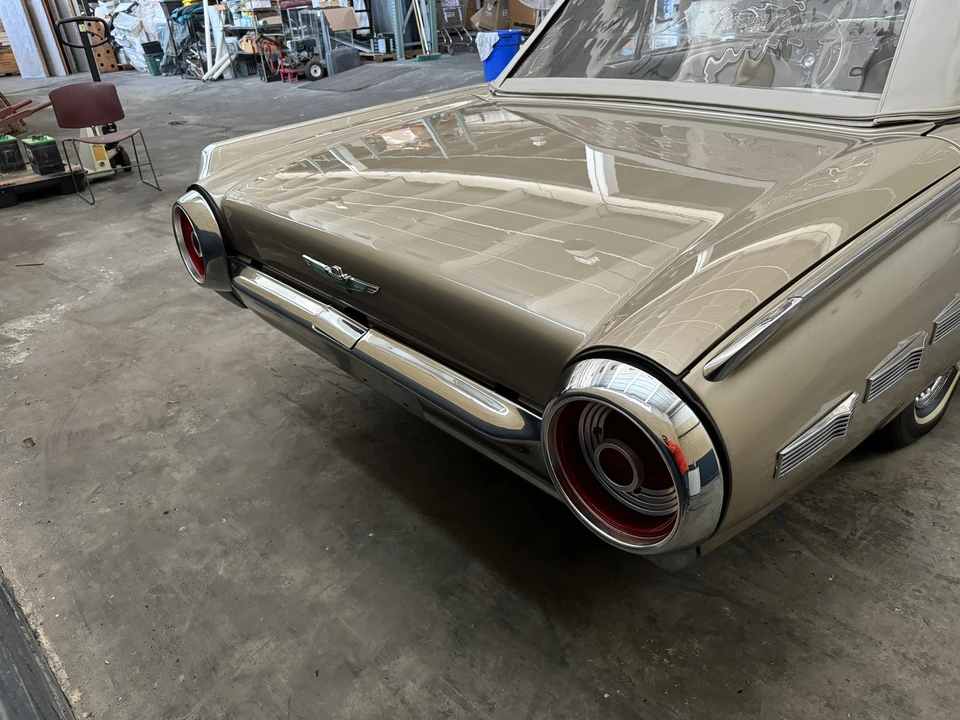 1962 Ford Thunderbird 3rd Gen - Image 24 of 31