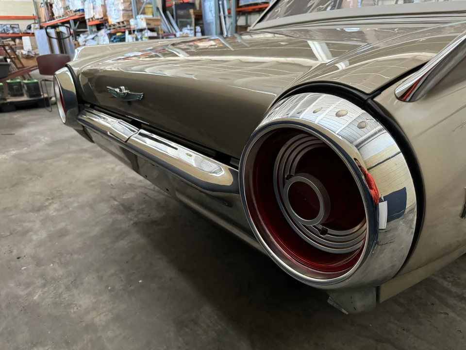 1962 Ford Thunderbird 3rd Gen - Image 28 of 31
