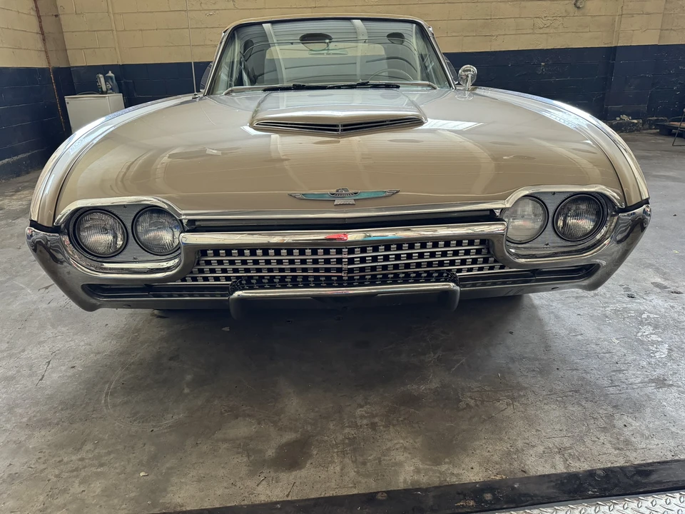 1962 Ford Thunderbird 3rd Gen - Image 8 of 31