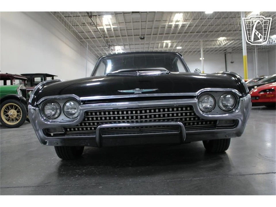 1962 Ford Thunderbird 3rd Gen - Image 21 of 31