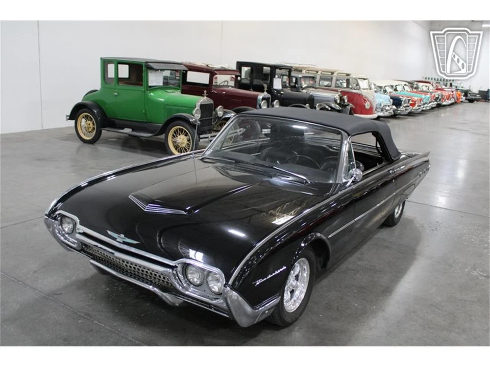 1962 Ford Thunderbird 3rd Gen - Image 6 of 31