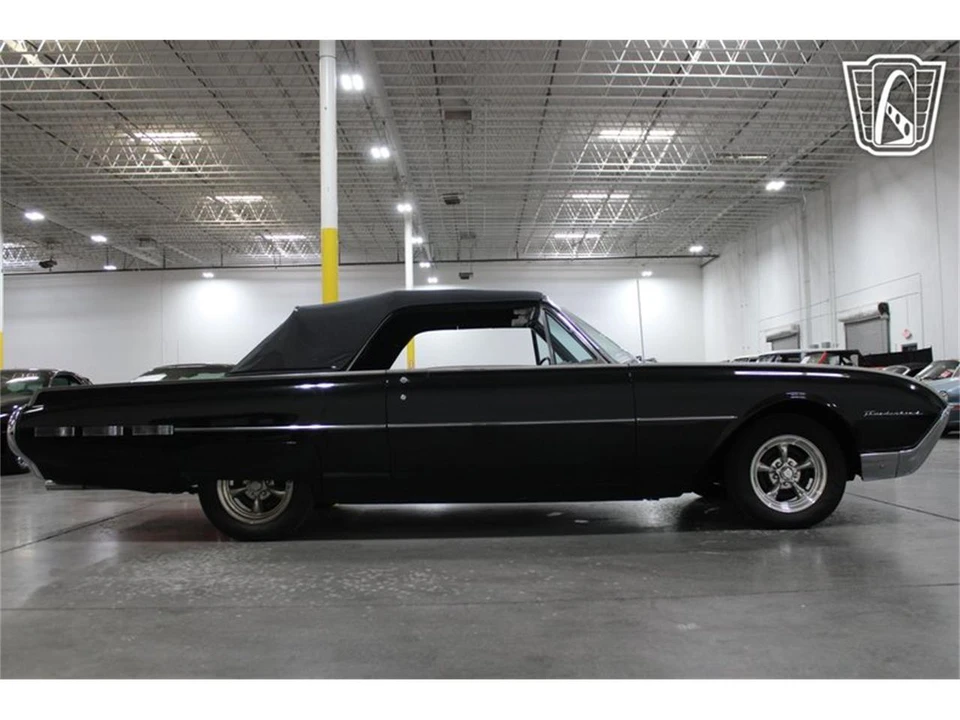 1962 Ford Thunderbird 3rd Gen - Image 27 of 31