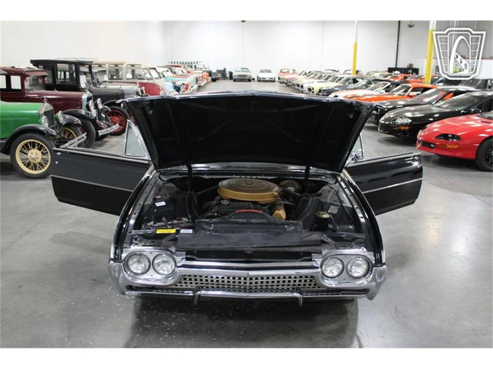 1962 Ford Thunderbird 3rd Gen - Image 29 of 31