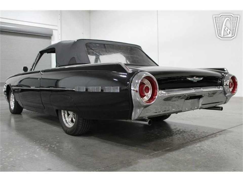 1962 Ford Thunderbird 3rd Gen - Image 24 of 31