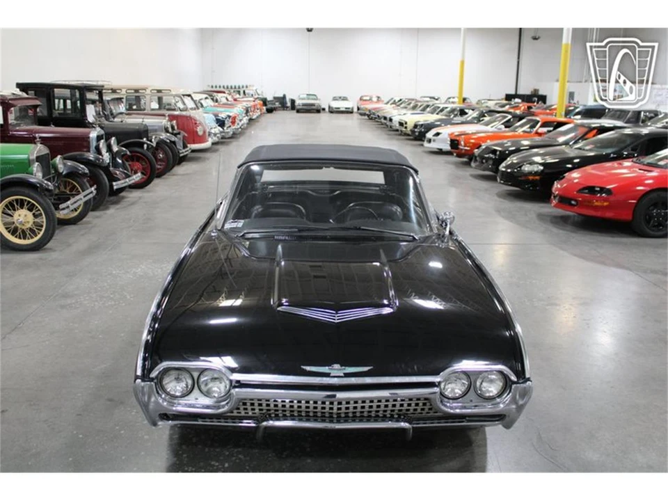 1962 Ford Thunderbird 3rd Gen - Image 5 of 31