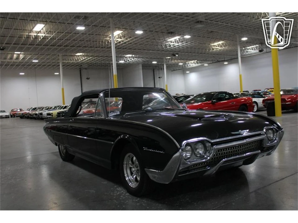 1962 Ford Thunderbird 3rd Gen - Image 20 of 31