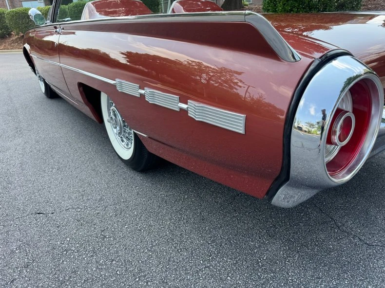 1962 Ford Thunderbird 3rd Gen - Image 17 of 31