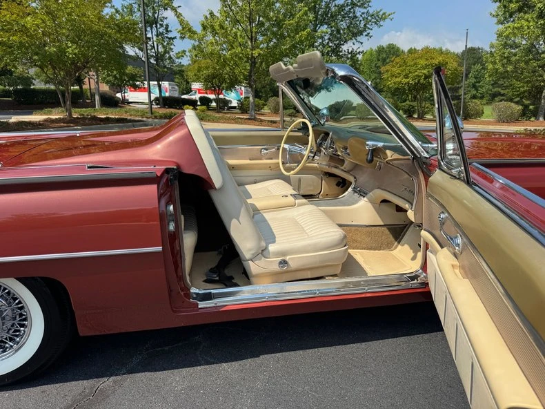 1962 Ford Thunderbird 3rd Gen - Image 19 of 31