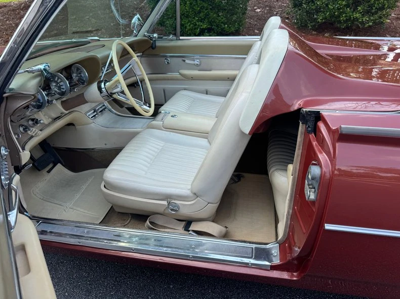 1962 Ford Thunderbird 3rd Gen - Image 16 of 31