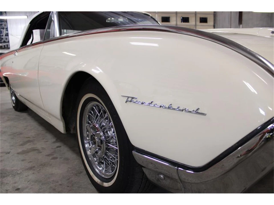 1962 Ford Thunderbird 3rd Gen - Image 13 of 31