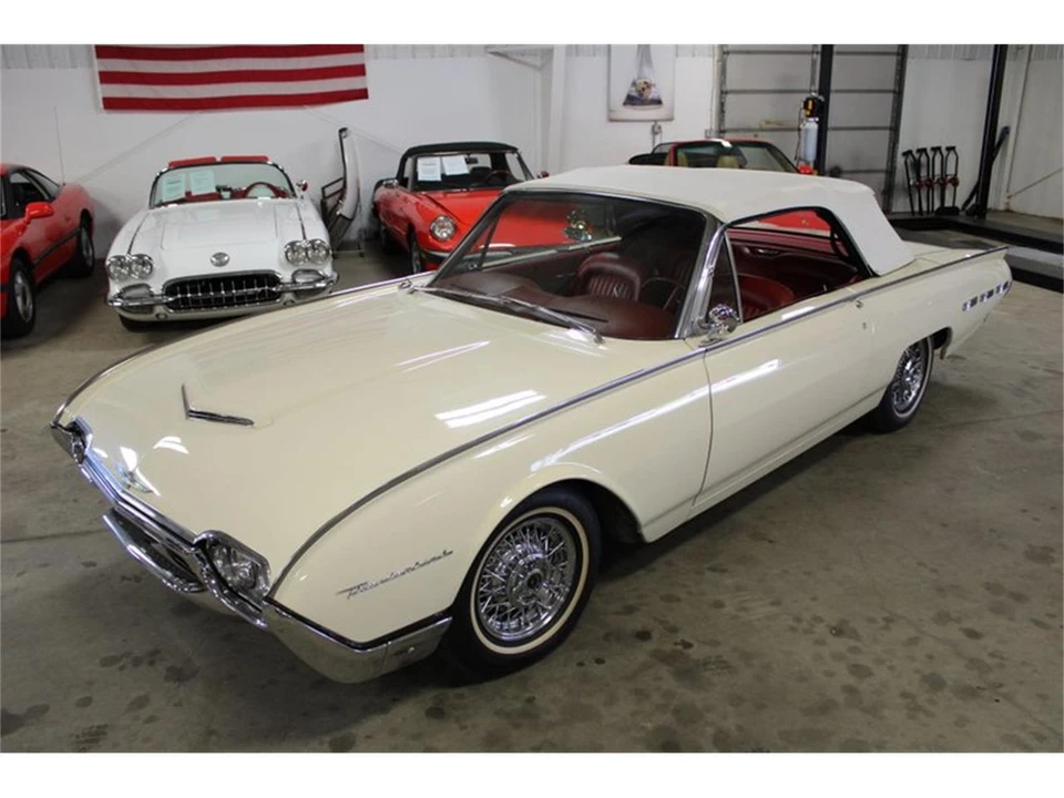 1962 Ford Thunderbird 3rd Gen - Image 15 of 31