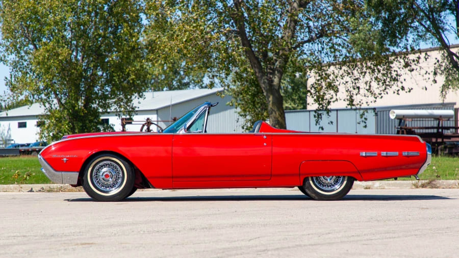 1962 Ford Thunderbird 3rd Gen - Image 2 of 12