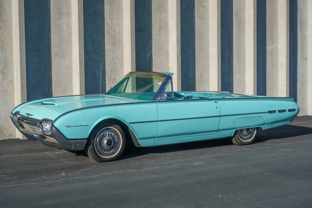 1962 Ford Thunderbird 3rd Gen - Image 3 of 31