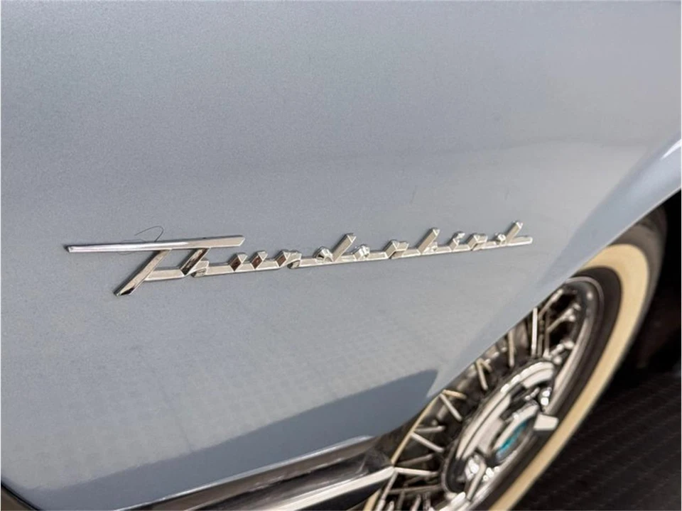 1962 Ford Thunderbird 3rd Gen - Image 14 of 31