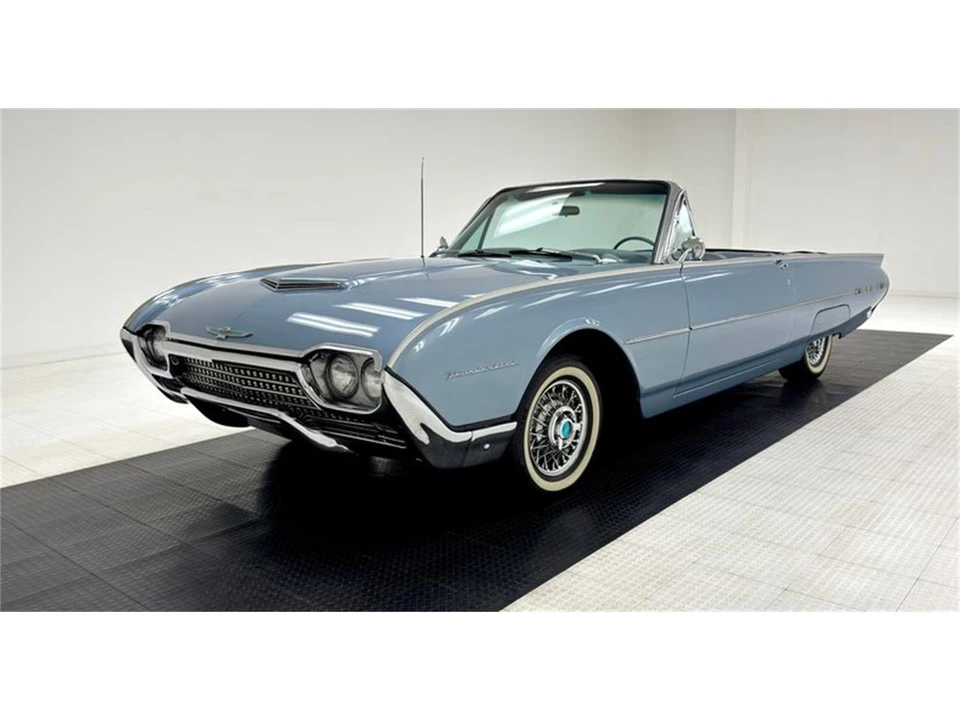 1962 Ford Thunderbird 3rd Gen - Image 2 of 31