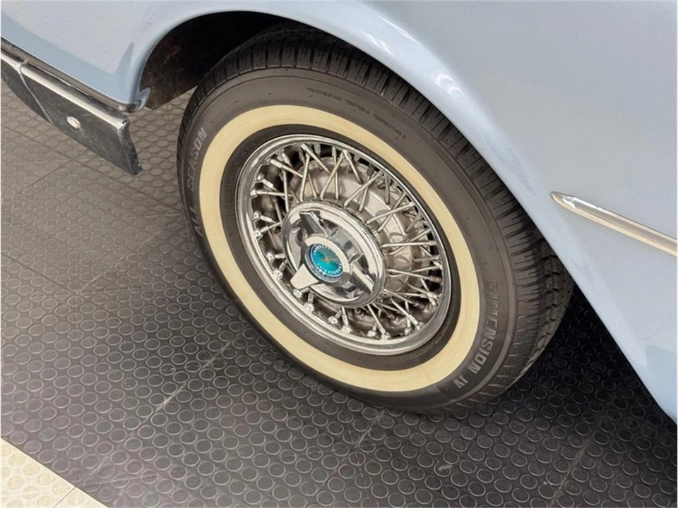 1962 Ford Thunderbird 3rd Gen - Image 15 of 31