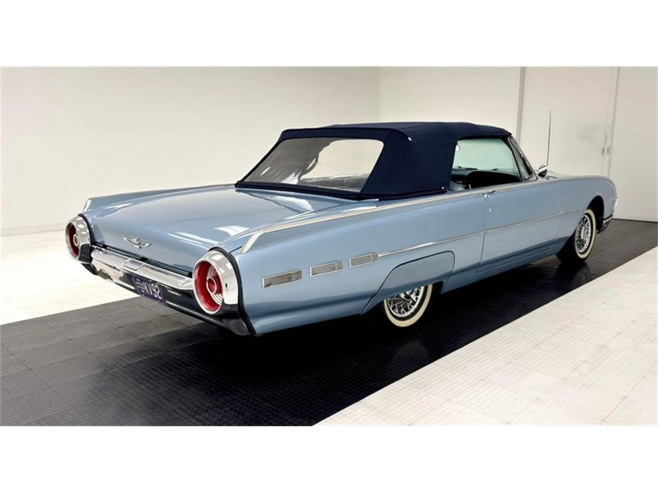 1962 Ford Thunderbird 3rd Gen - Image 8 of 31