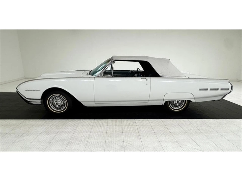 1962 Ford Thunderbird 3rd Gen - Image 3 of 31