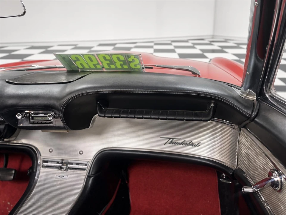 1962 Ford Thunderbird 3rd Gen - Image 11 of 15