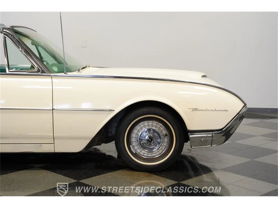 1962 Ford Thunderbird 3rd Gen - Image 29 of 31