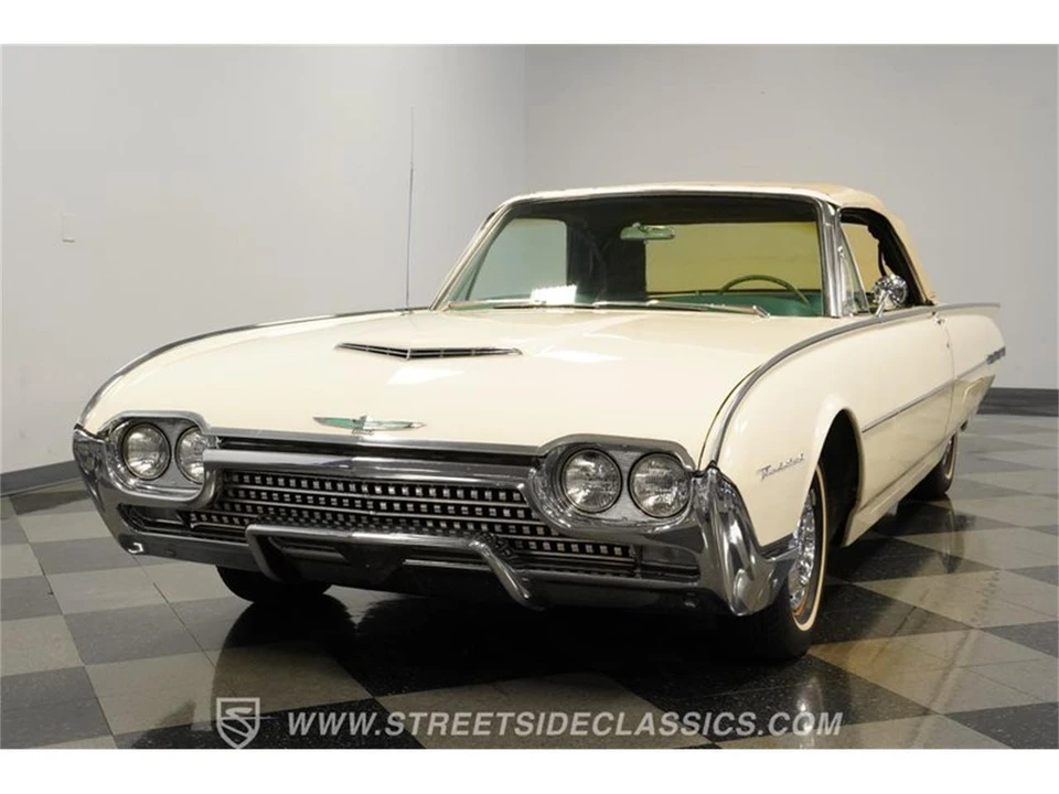 1962 Ford Thunderbird 3rd Gen - Image 17 of 31