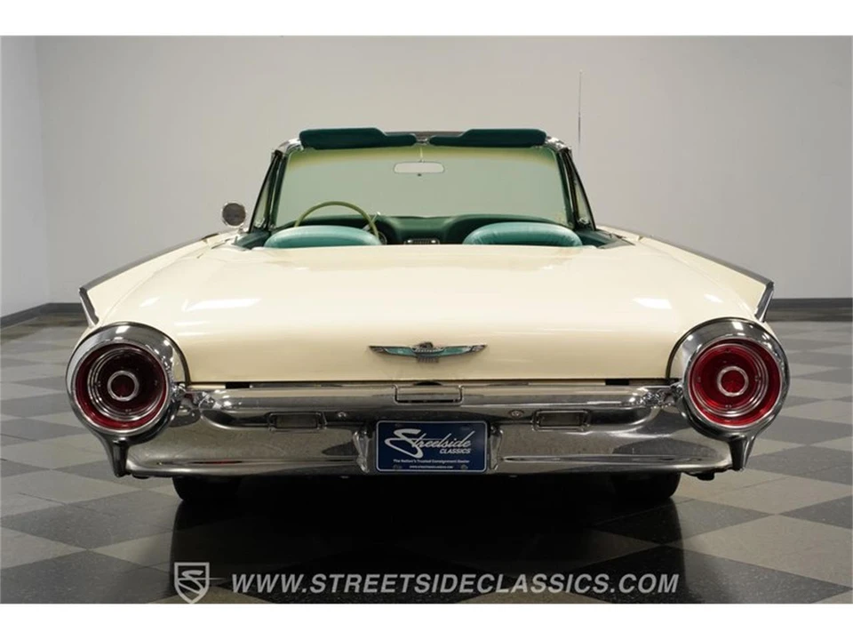 1962 Ford Thunderbird 3rd Gen - Image 9 of 31