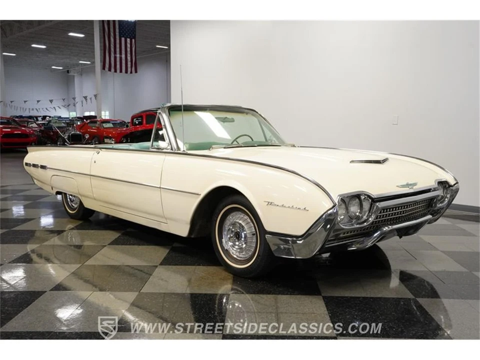 1962 Ford Thunderbird 3rd Gen - Image 15 of 31