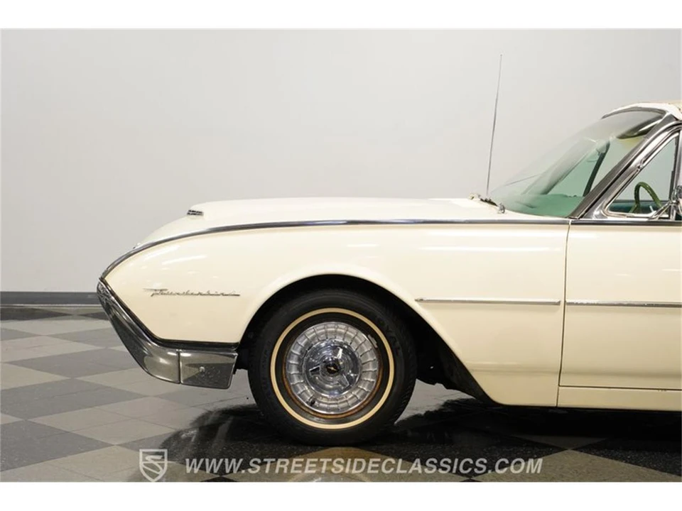 1962 Ford Thunderbird 3rd Gen - Image 22 of 31