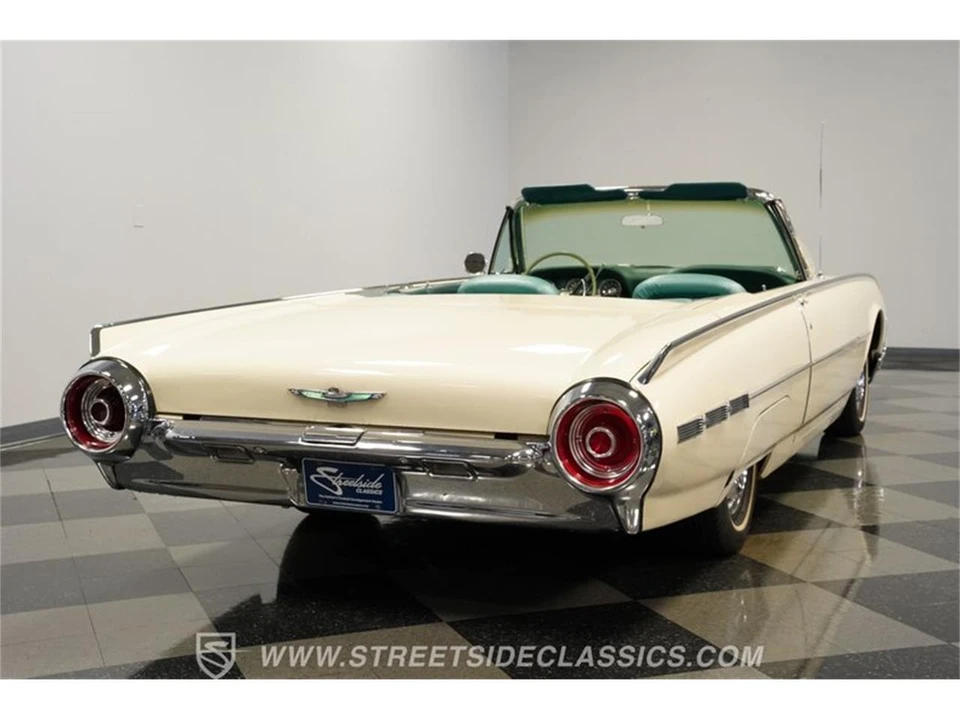 1962 Ford Thunderbird 3rd Gen - Image 10 of 31