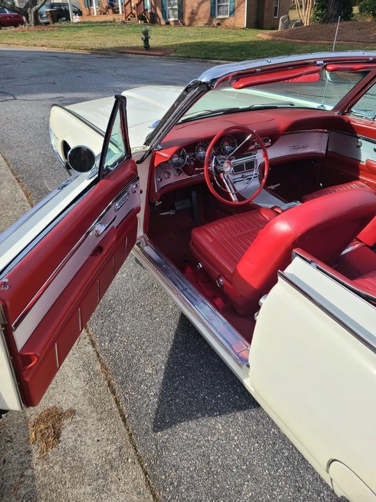 1962 Ford Thunderbird 3rd Gen - Image 19 of 22