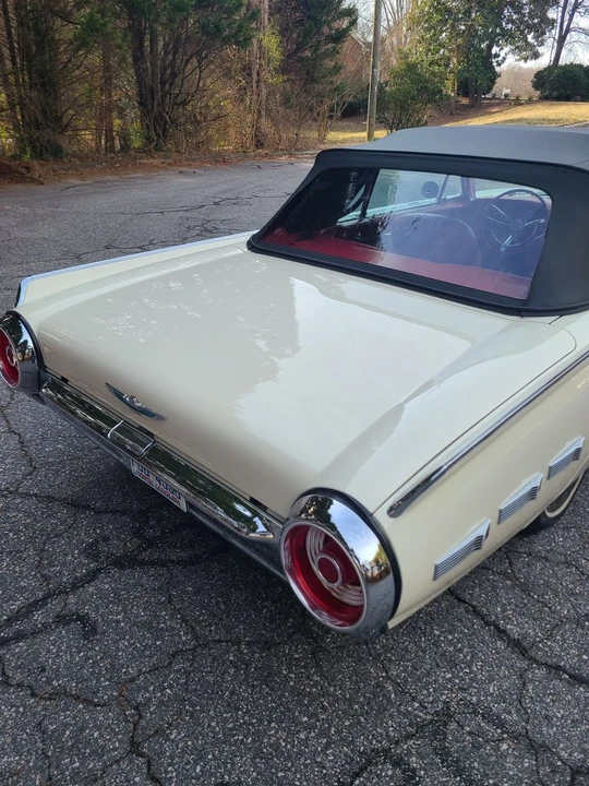 1962 Ford Thunderbird 3rd Gen - Image 13 of 22