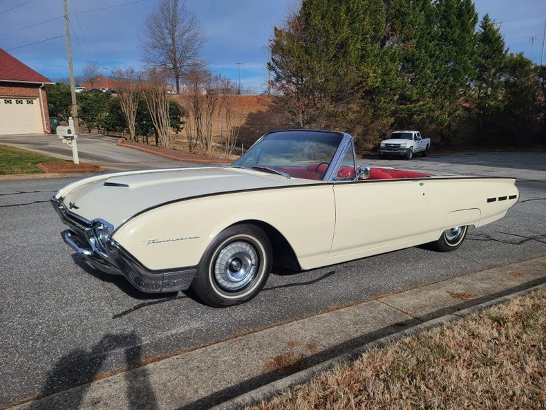 1962 Ford Thunderbird 3rd Gen - Image 2 of 22