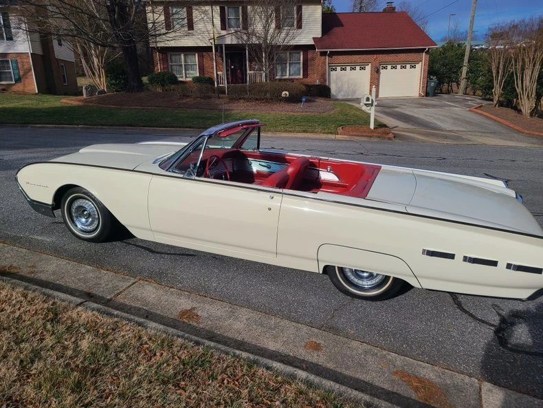 1962 Ford Thunderbird 3rd Gen - Image 9 of 22