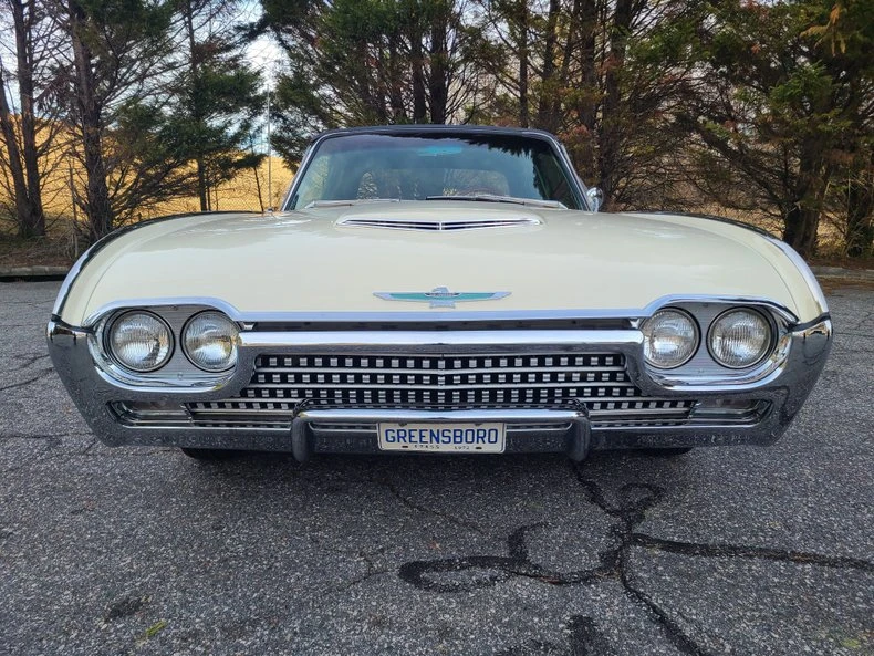 1962 Ford Thunderbird 3rd Gen - Image 6 of 22