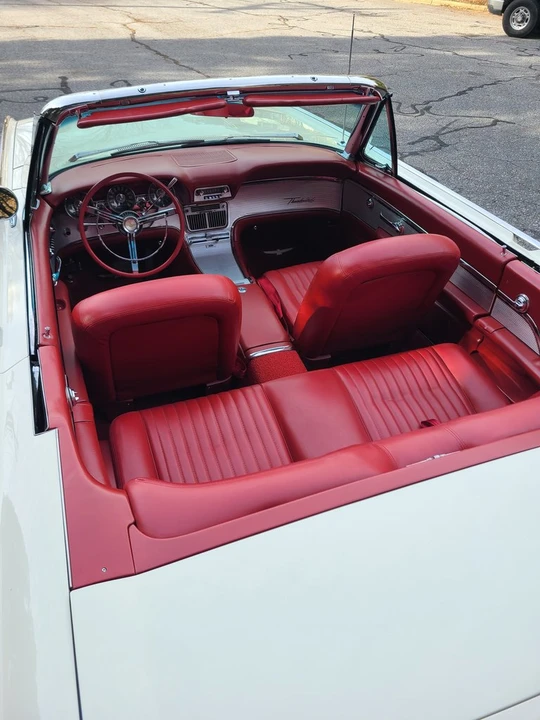 1962 Ford Thunderbird 3rd Gen - Image 15 of 22