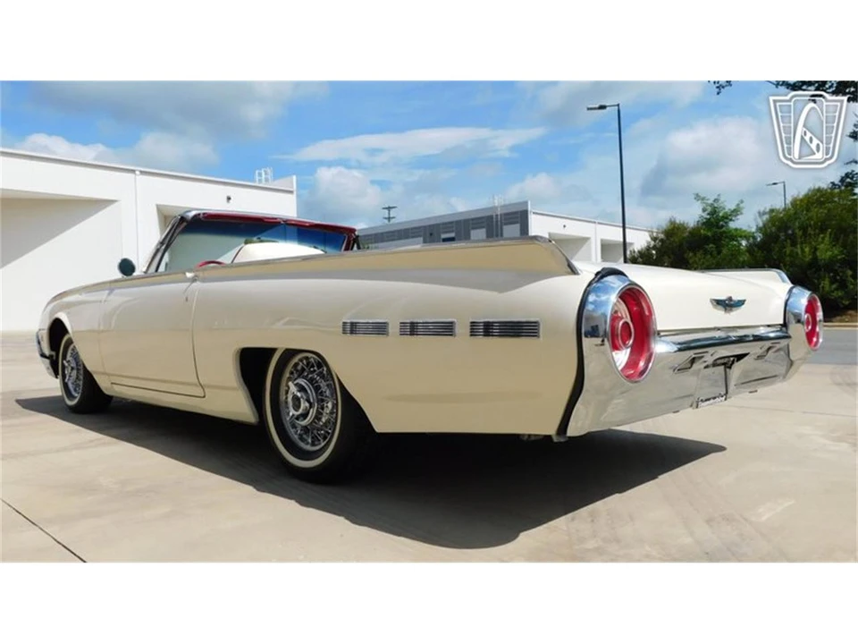 1962 Ford Thunderbird 3rd Gen - Image 16 of 31