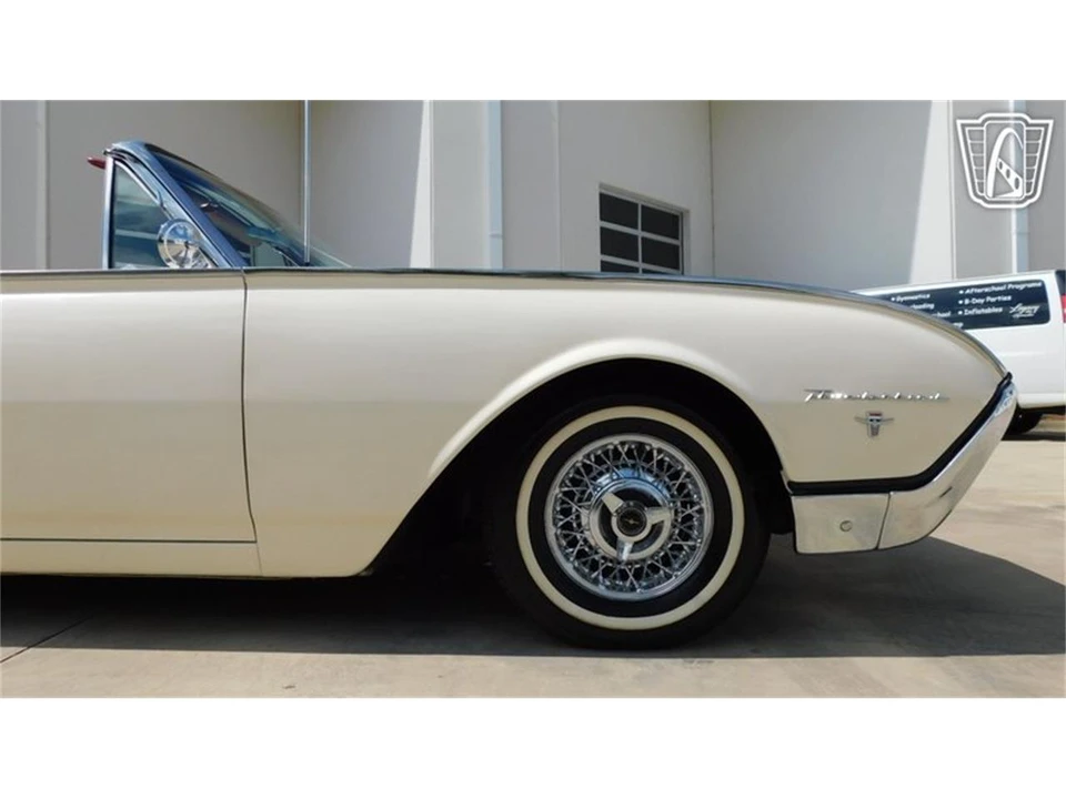 1962 Ford Thunderbird 3rd Gen - Image 31 of 31