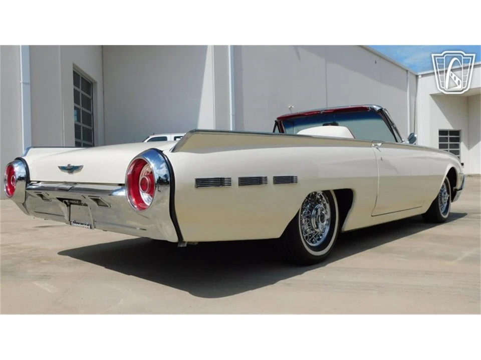 1962 Ford Thunderbird 3rd Gen - Image 22 of 31