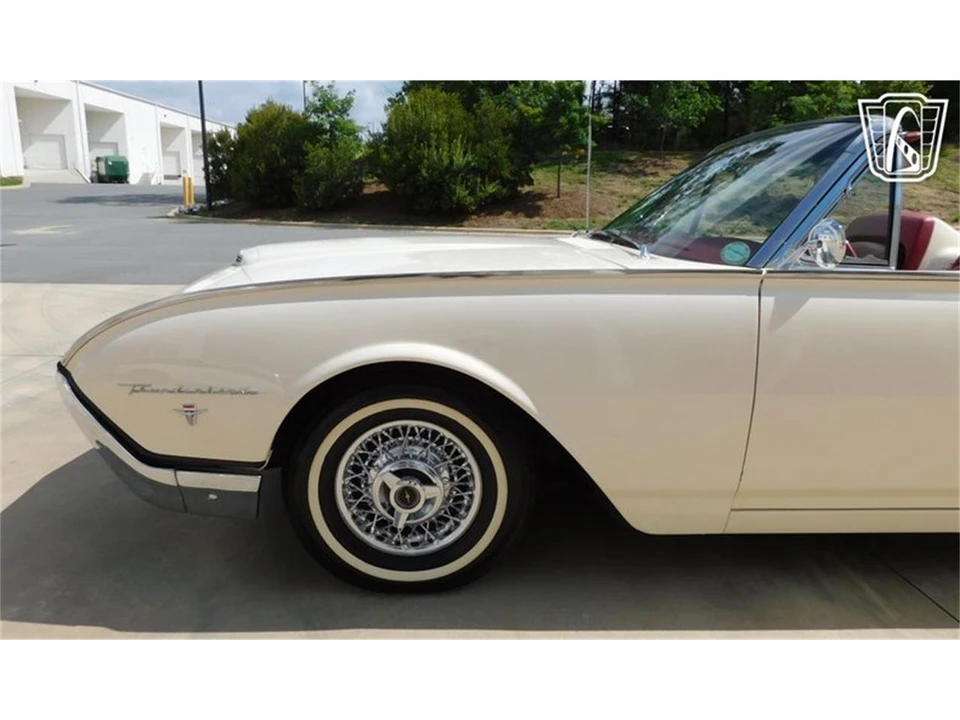 1962 Ford Thunderbird 3rd Gen - Image 8 of 31
