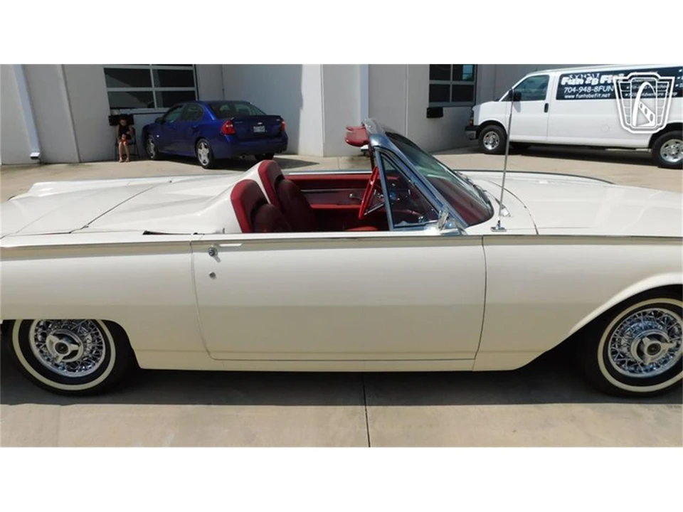 1962 Ford Thunderbird 3rd Gen - Image 30 of 31